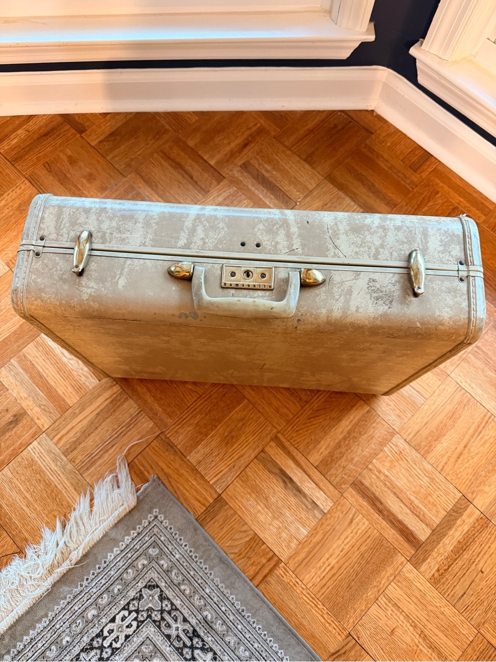 Vintage Hard-Shell Suitcase in Light Beige